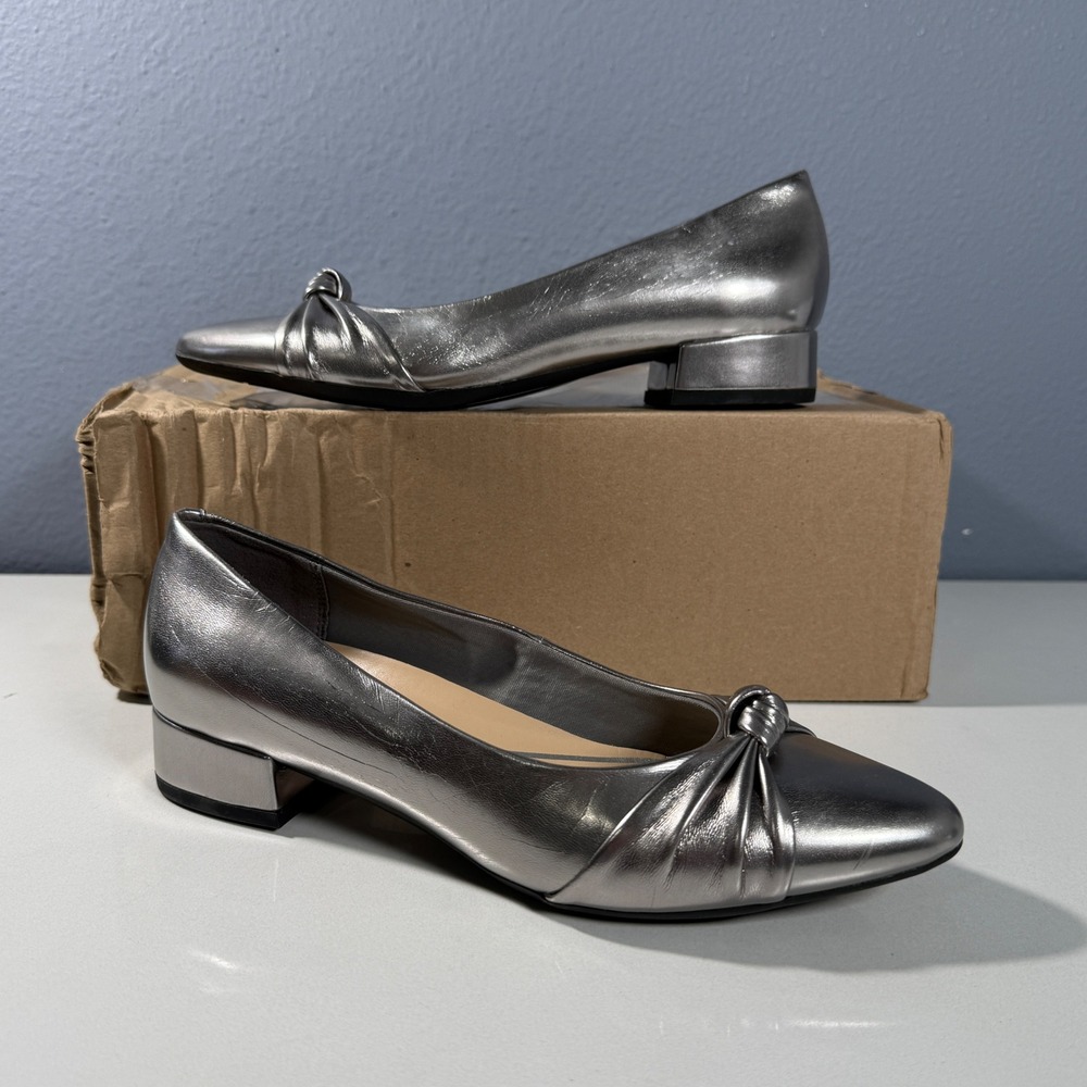 Easy Spirit Cristen Silver Metallic Knotted Pointed toe‎ Size 6N
